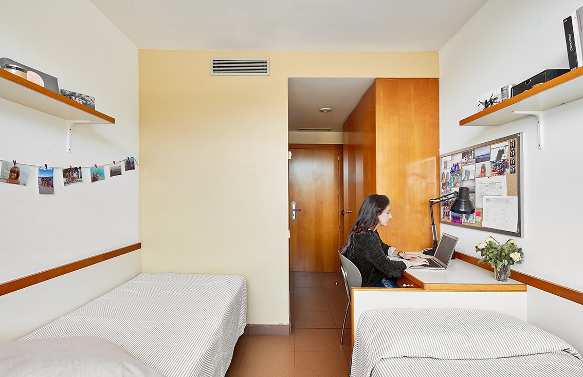 (Demo) Habitación cerca de la UNL